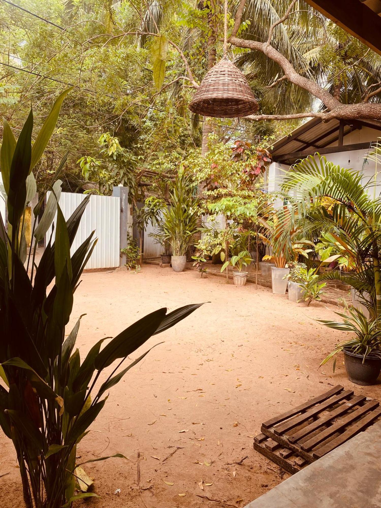 Starfish Cabbana Hotel Arugam Bay Exterior photo